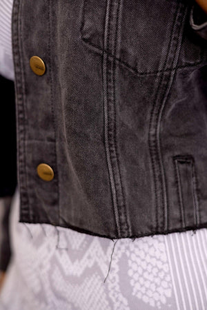 Raw & Ribbed Crop Denim Jacket (black) - Amira Fit