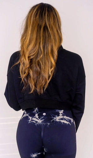 Jazmine Crop Sweatshirt (black) - Amira Fit