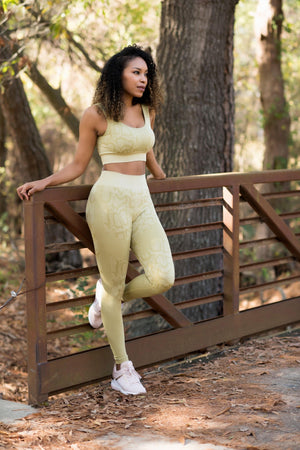 Viper Leggings + Sports Bra - green - Amira Fit