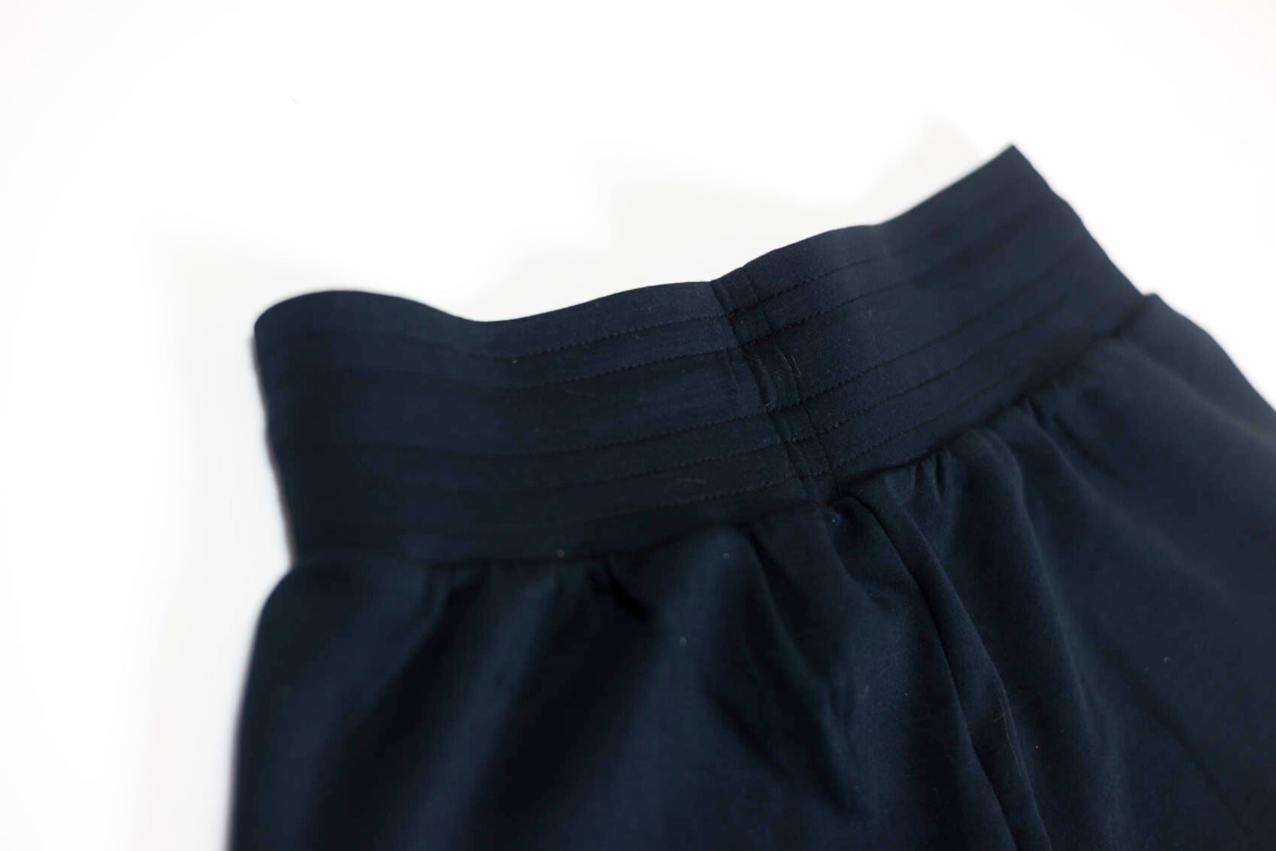 Hrs Loose Fit Shorts - Amira Fit